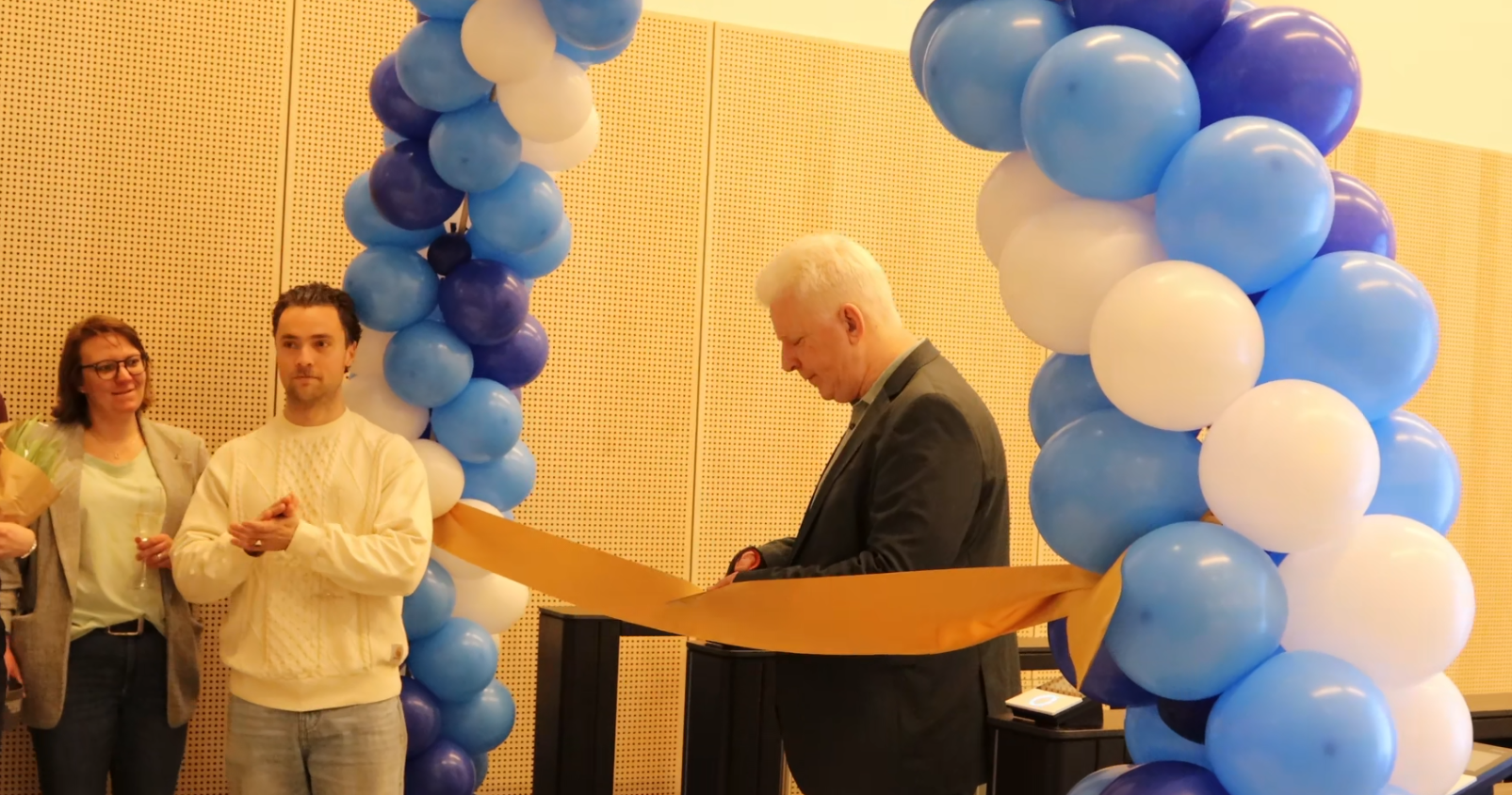 Nieuw sportcentrum feestelijk geopend