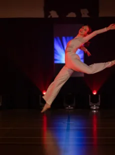 20250510 Simona Graszl USC Show 0472 4000px